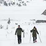 Hotel Instants D'absolu & Chavagnac (Cantal)